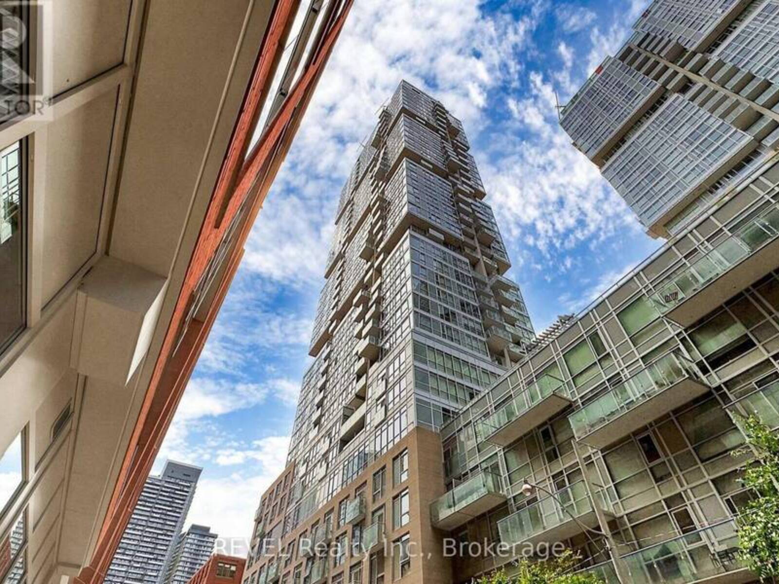 705 - 30 NELSON STREET, Toronto, Ontario M5V 0H5