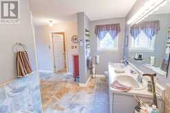 35 GRANT DRIVE | Kawartha Lakes Ontario | Slide Image Forty-two