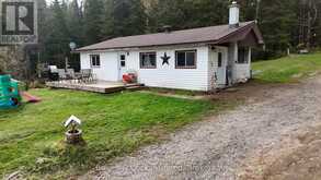 1046 DETLOR ROAD | Bancroft Ontario | Slide Image Three