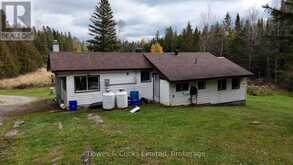 1046 DETLOR ROAD | Bancroft Ontario | Slide Image Five