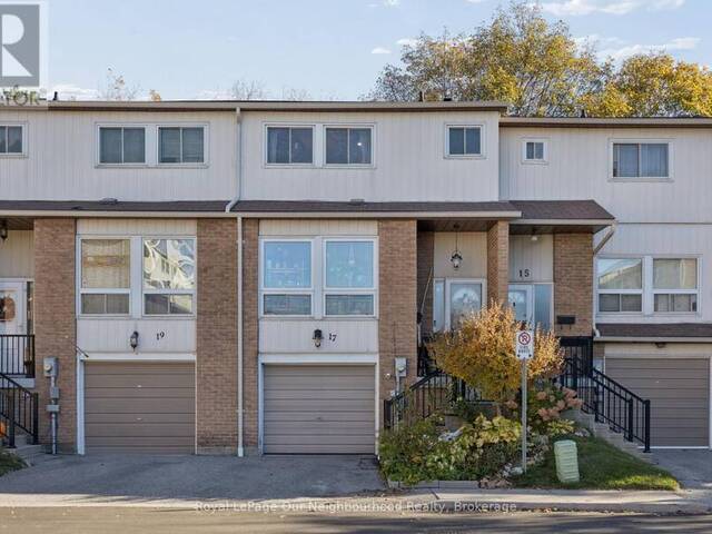 50 - 17 MACEY COURT Ajax Ontario, L1S 6E3 - 3 Bedrooms Condo For Sale