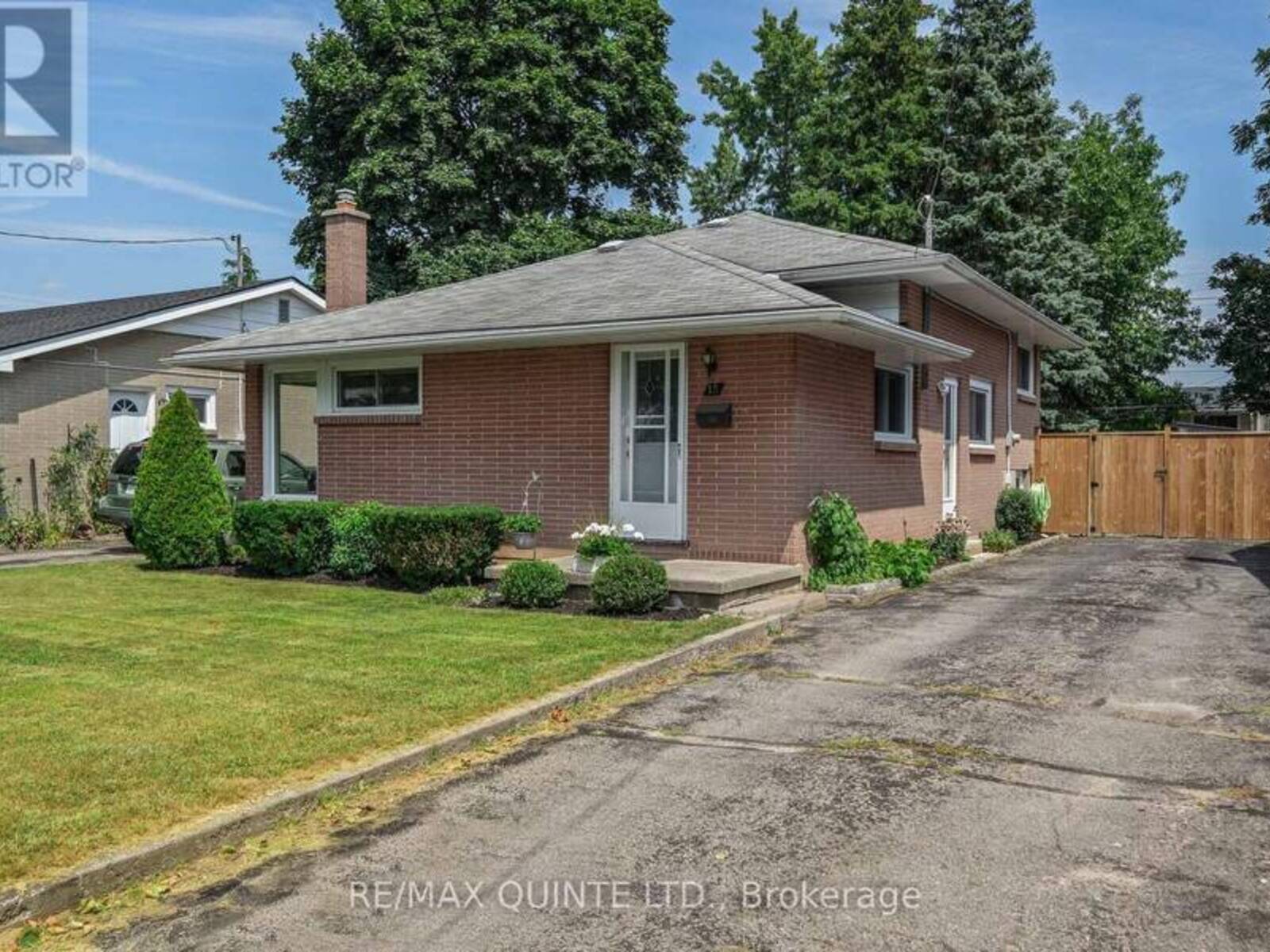 15 LINTON PARK ROAD, Belleville, Ontario K8N 4K7