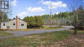 30091 HWY 62 N | Bancroft Ontario | Slide Image Forty