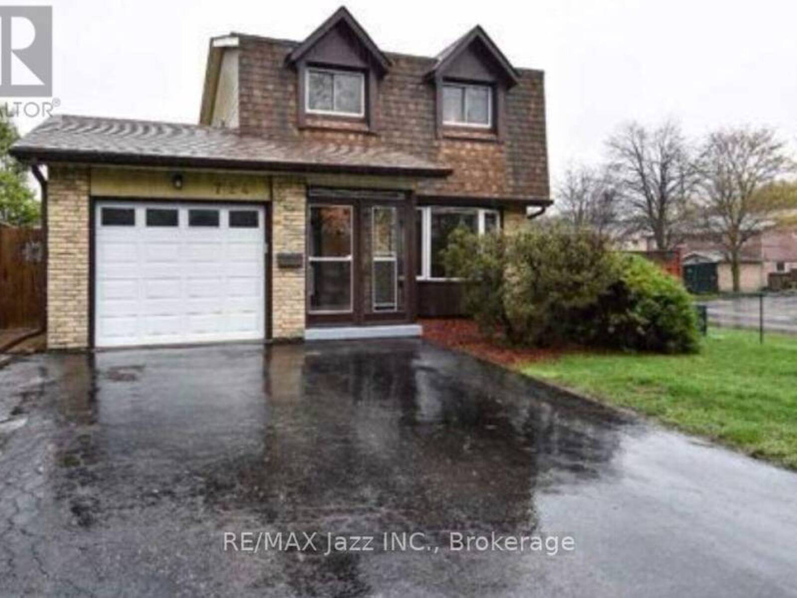 724 GALAHAD DRIVE, Oshawa, Ontario L1K 1M2