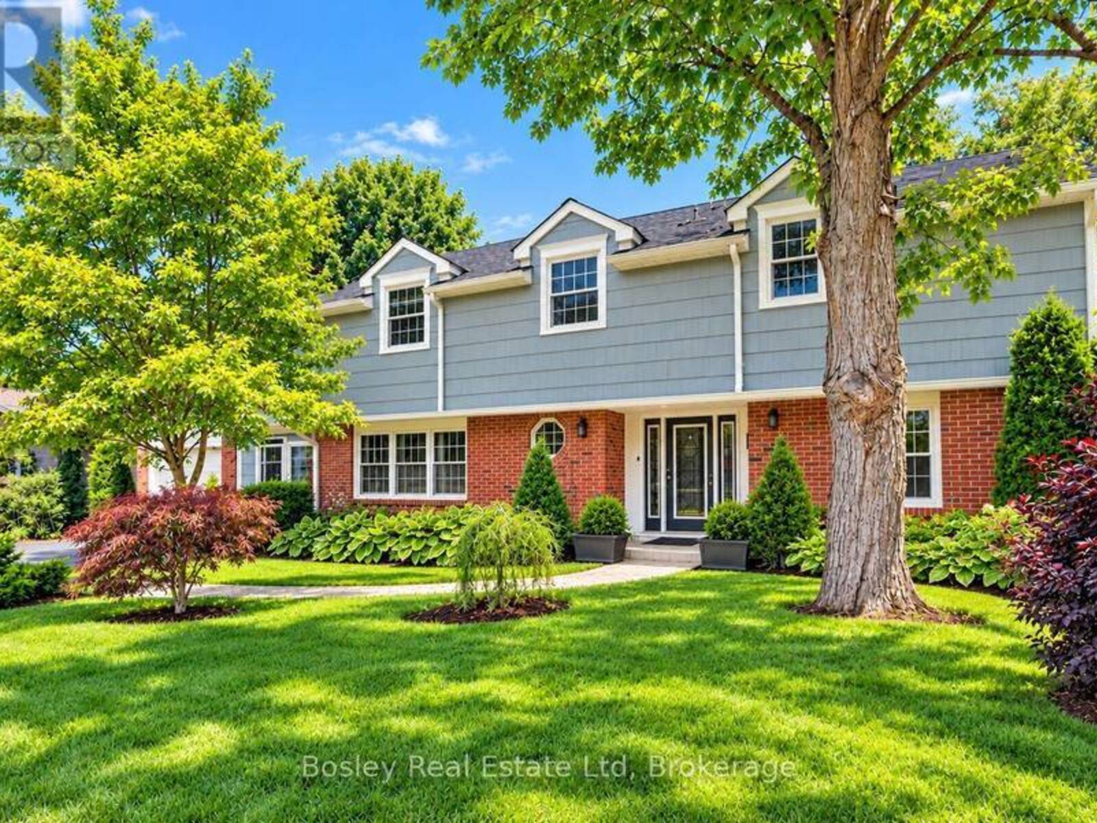 574 LAKESHORE ROAD, Cobourg, Ontario K9A 1S6