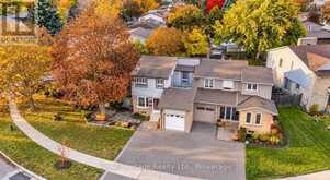 1795 BRONTE SQUARE | Pickering Ontario | Slide Image Four