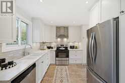 923 LAVIS COURT | Oshawa Ontario | Slide Image Twelve