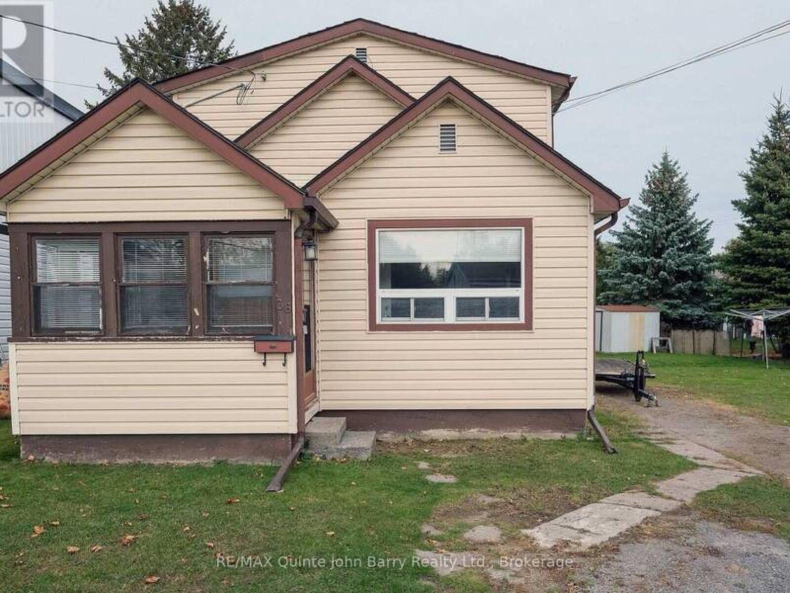 36 GRAHAM STREET, Belleville, Ontario K8P 1P5