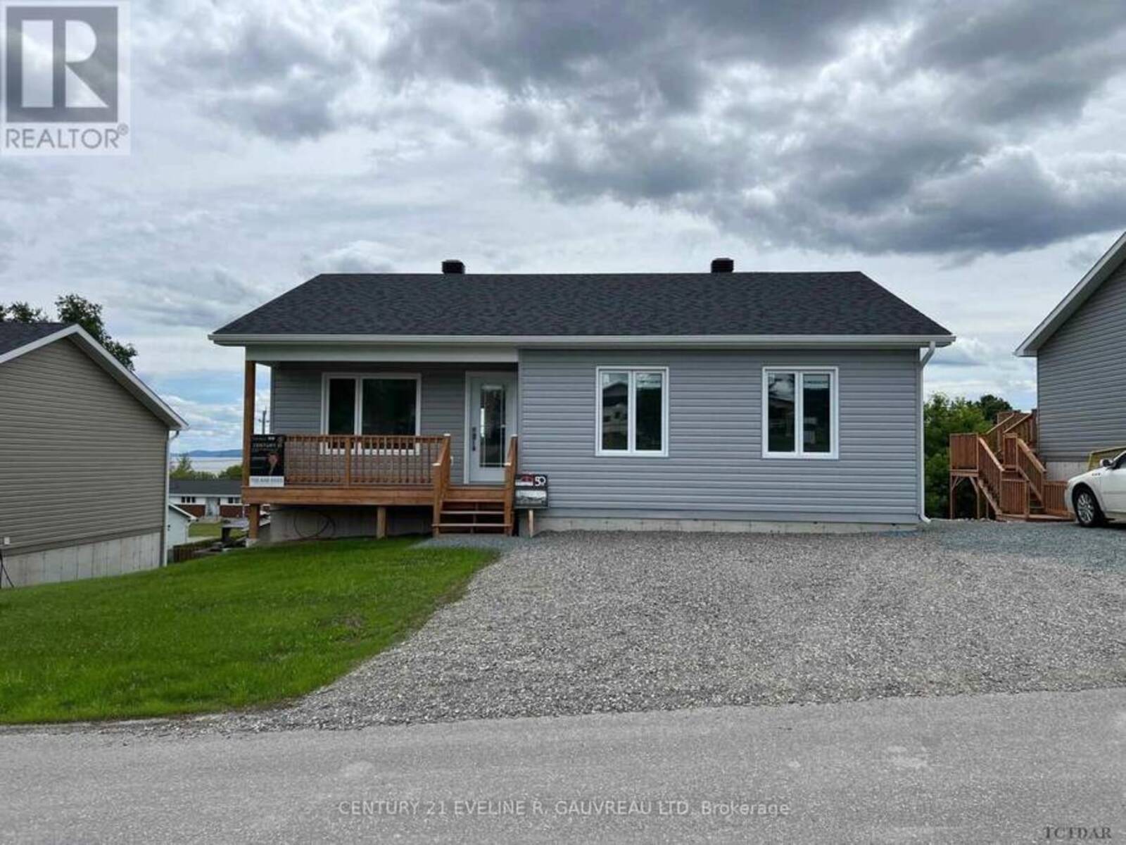 134 LORNE AVENUE, Temiskaming Shores, Ontario P0J 1P0