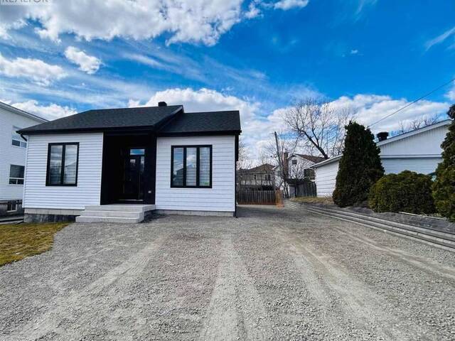 89 MUNDY AVENUE Kapuskasing Ontario, P5N 1R6