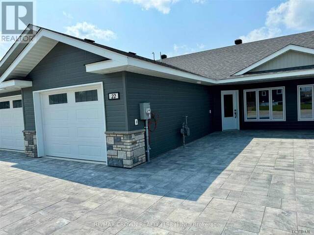 22 GOLF STREET Kapuskasing Ontario, P5N 3J6