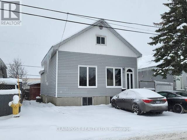 17 BORDEN AVENUE Timmins Ontario, P4N 4E6