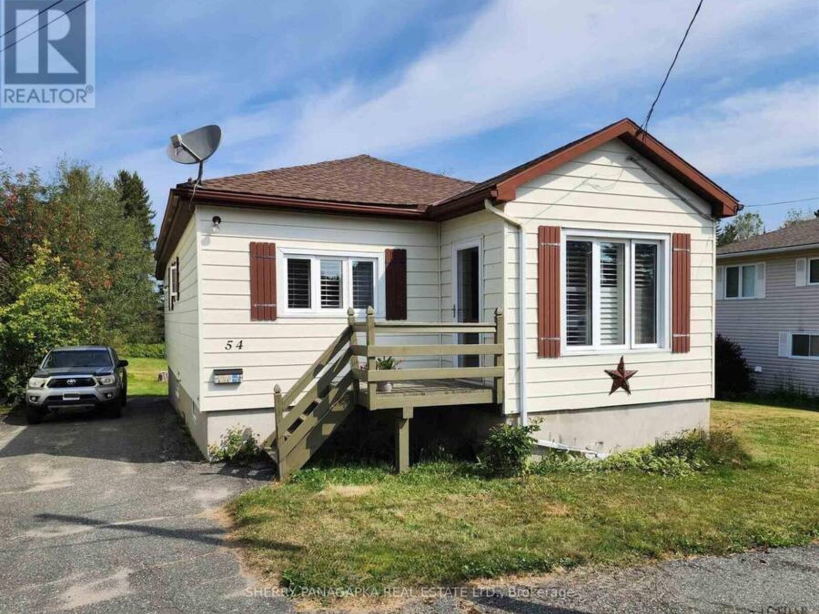 52 & 54 WISHMAN STREET, Kirkland Lake, Ontario P2N 1G8