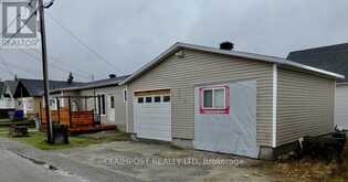 213 LAIDLAW STREET | Timmins Ontario | Slide Image Fifteen