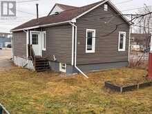 41 DWYER AVENUE | Timmins Ontario | Slide Image Ten