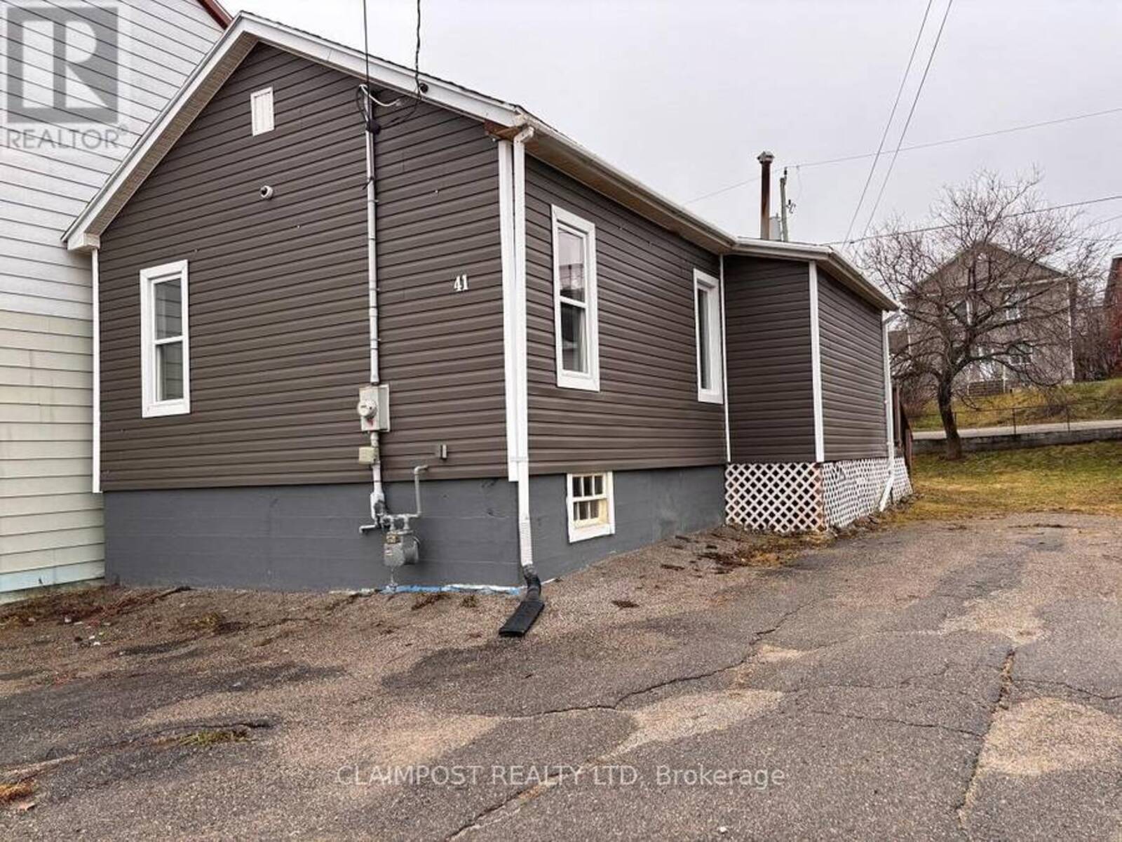 41 DWYER AVENUE, Timmins, Ontario P0N 1G0