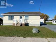 58 TENTH STREET W | Armstrong Ontario | Slide Image One