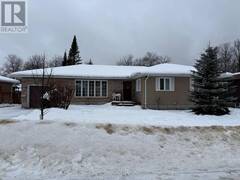 14 OTTAWA STREET Kapuskasing Ontario, P5N 1Y5