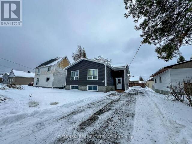 213 TEEFY STREET Iroquois Falls Ontario, P0K 1G0 - 3 Bedrooms Home For Sale