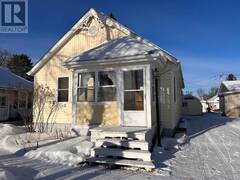 24 AURORA AVENUE Kapuskasing Ontario, P5N 1J7