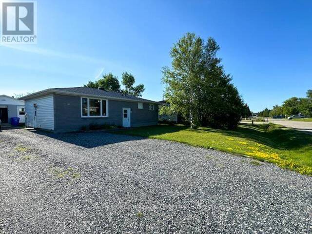 39 HOULE STREET North Cochrane Ontario, P0L 1N0