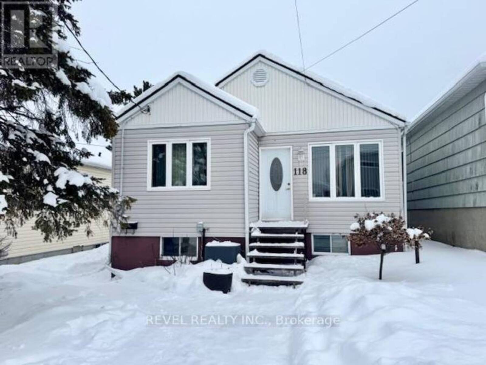 118 CARLIN AVENUE, Timmins, Ontario P4N 4K9