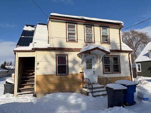 251 AGNES AVENUE W Temiskaming Shores Ontario, P0J 1P0