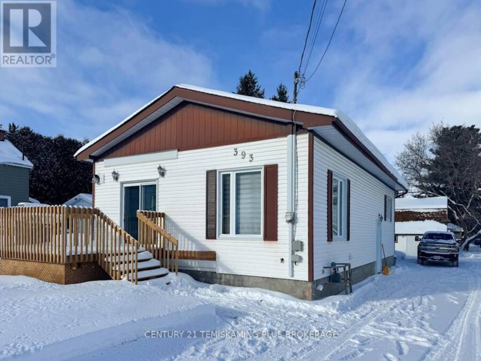 393 MCCAMUS STREET, Temiskaming Shores, Ontario P0J 1P0