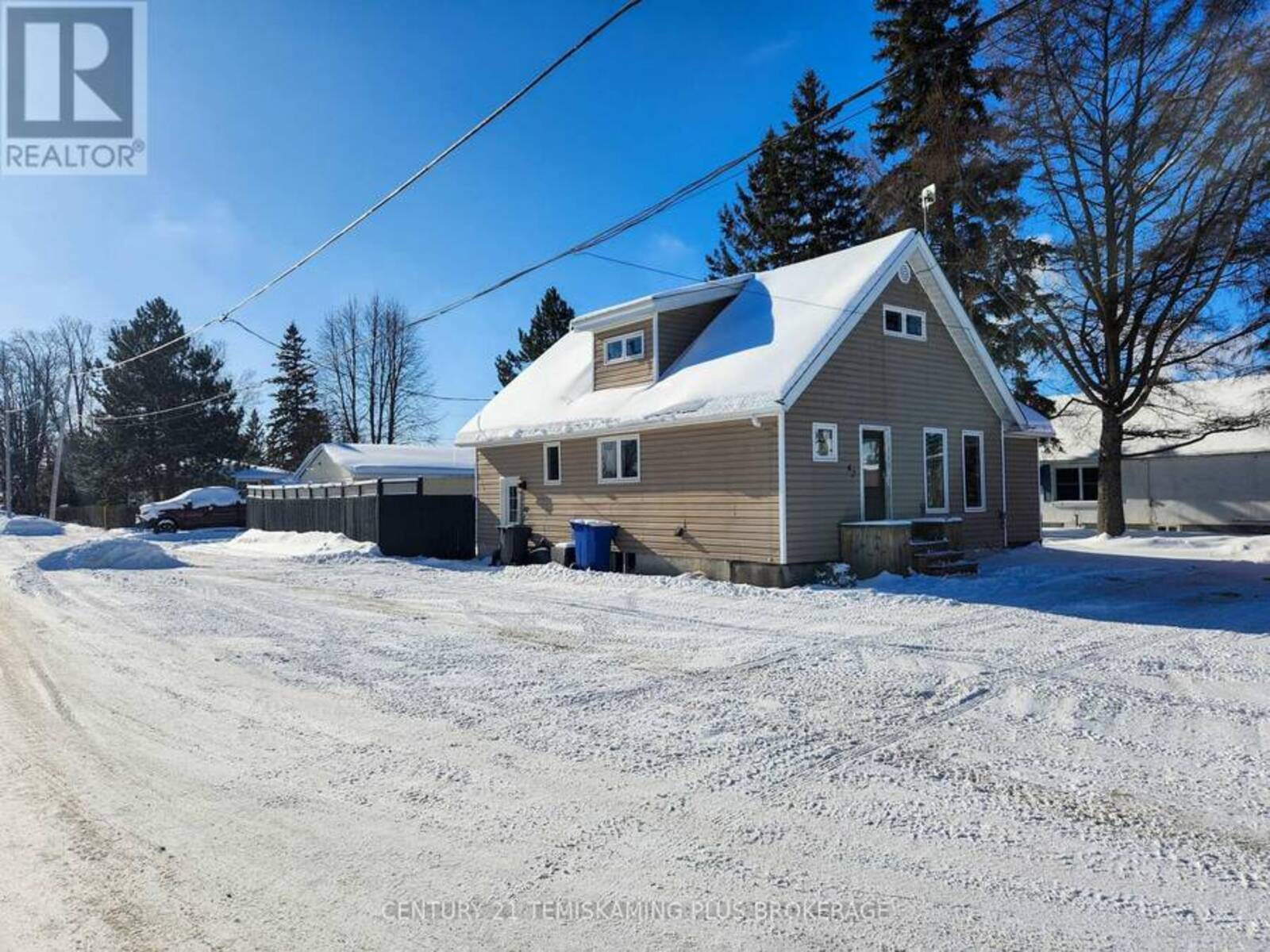 42 5TH AVENUE, Englehart, Ontario P0J 1H0