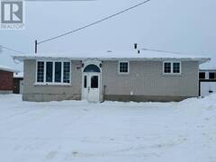 1 BROWN CRESCENT Kapuskasing Ontario, P5N 2P6