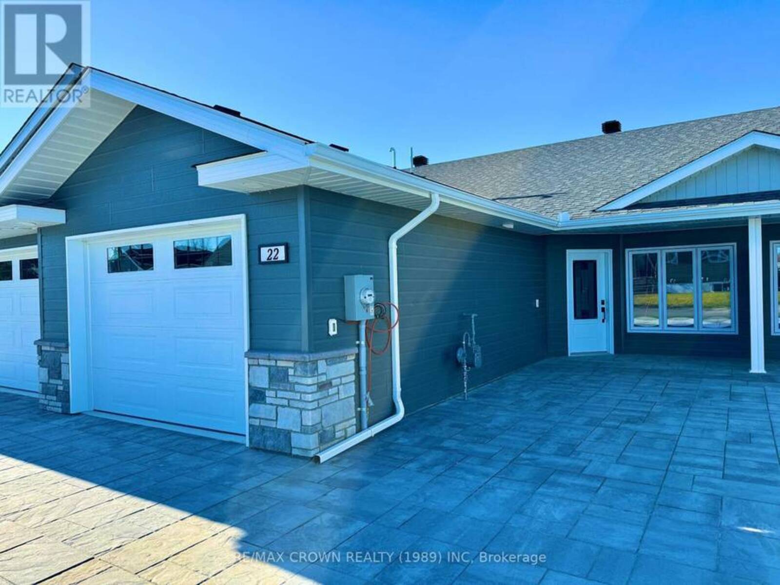 22 GOLF STREET, Kapuskasing, Ontario P5N 3J6