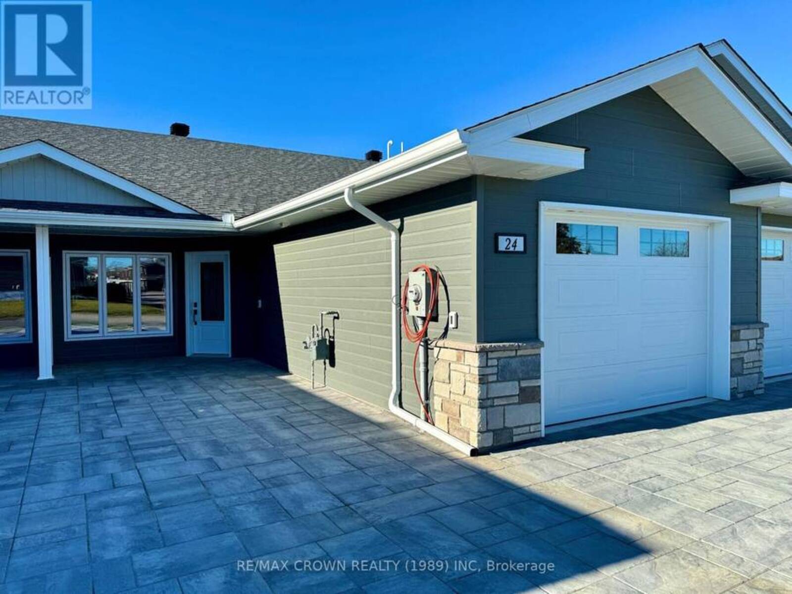 24 GOLF STREET, Kapuskasing, Ontario P5N 3J6