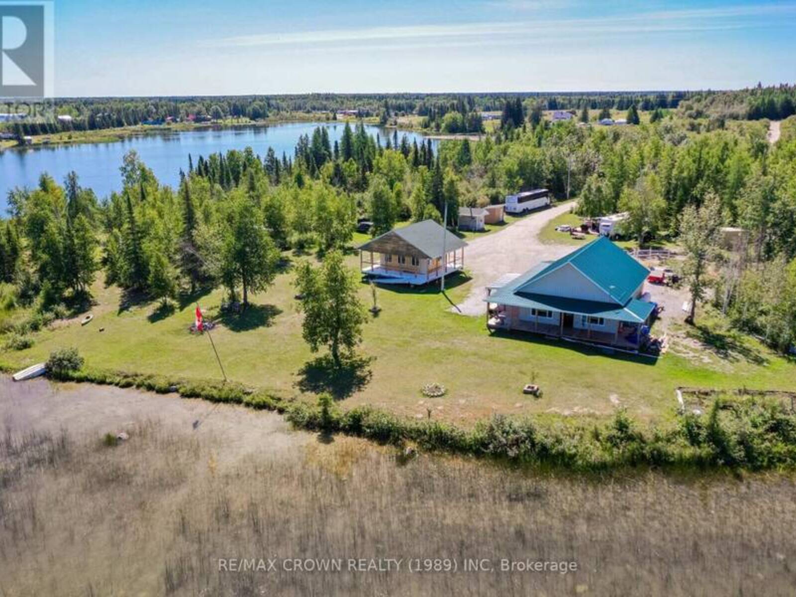 24 SHALLOW LAKE ROAD W, Mattice-Val Côté, Ontario P0L 1T0