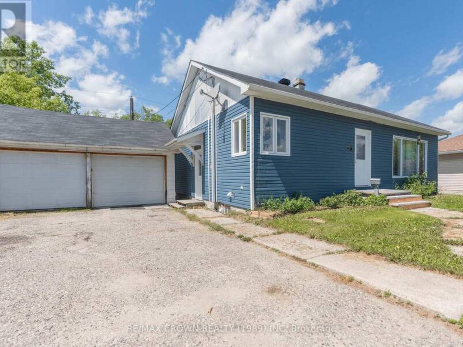 30 PINE CRESCENT, Kapuskasing, Ontario P5N 1X7