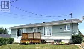 17 GAUTHIER STREET | Kapuskasing Ontario | Slide Image Three