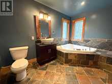917940 PORTAGE BAY ROAD | Temiskaming Shores Ontario | Slide Image Twenty-one