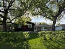 452 ELEVENTH AVENUE | Cochrane Ontario | Slide Image Three