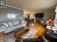 452 ELEVENTH AVENUE | Cochrane Ontario | Slide Image Seven