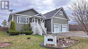 642 MAJESTIC STREET | Iroquois Falls Ontario | Slide Image One
