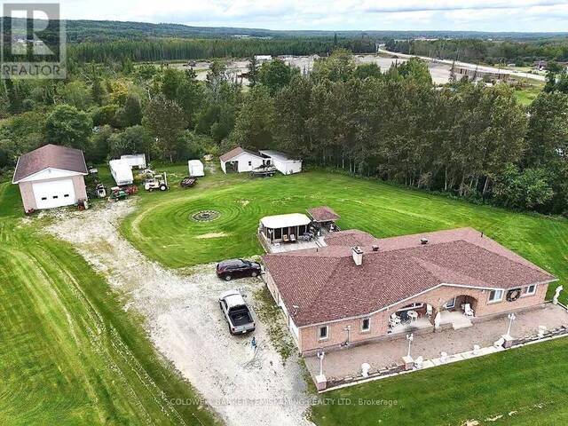 8 MICHAEL STREET Englehart Ontario, P0J 1H0 - 4 Bedrooms Home For Sale