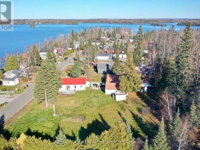 MOONBEAM - 42 LEFEBVRE PENINSULA ROAD Kapuskasing Ontario, P0L 1V0 - 2 Bedrooms Home For Sale