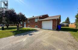 1330 CHENIER AVENUE | Timmins Ontario | Slide Image Two