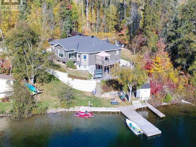 1188 TWIN LAKES - A ROAD Temiskaming Shores Ontario, P0J 1P0 - 5 Bedrooms Waterfront Home For sale