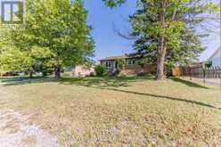 30 HAZEL STREET | Kapuskasing Ontario | Slide Image Three