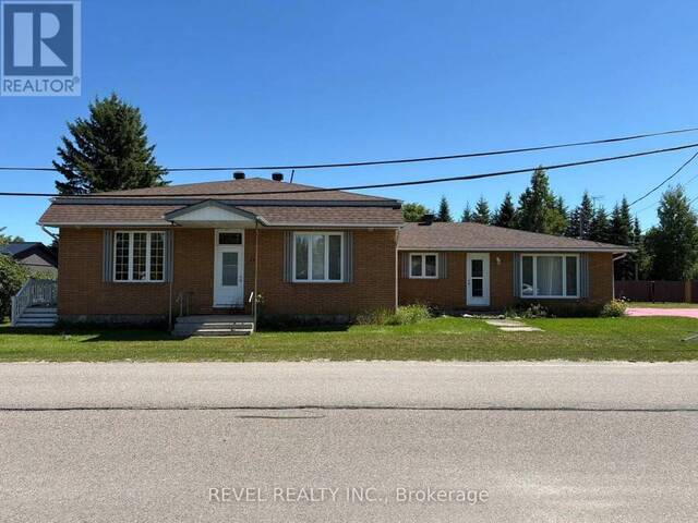 FAUQUIER - 21 JACQUES AVENUE Kapuskasing Ontario, P0L 1G0 - 5 Bedrooms Home For Sale