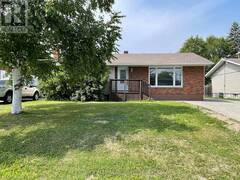 225 HESSLE AVENUE Temiskaming Shores Ontario, P0J 1P0