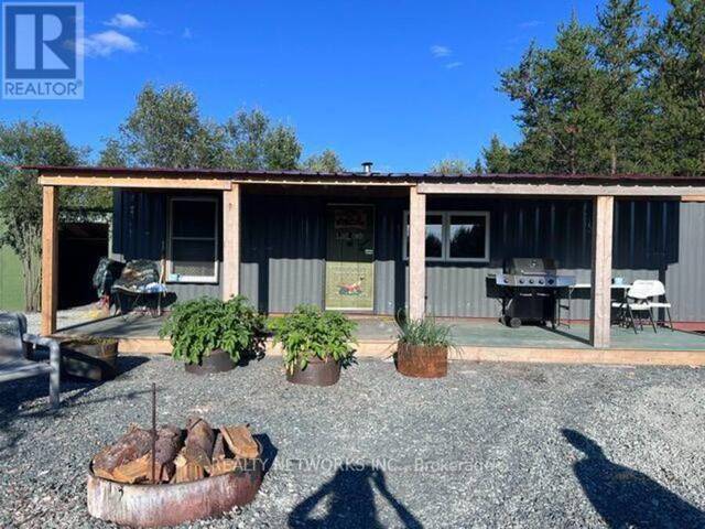 PT LT23 CONCESSION 4 AND 5 ROAD Cochrane Ontario, P0L 1C0 - 1 Bedroom Home For Sale