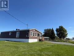 585 CONC 6 & 7 CONCESSION Cochrane Ontario, P0L 1C0