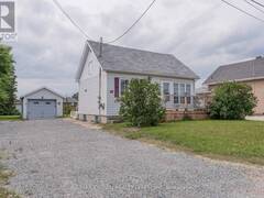 17 MARQUETTE CRESCENT Kapuskasing Ontario, P5N 2K4