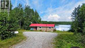 10 CREE LAKE ROAD | Hornepayne Ontario | Slide Image Eight